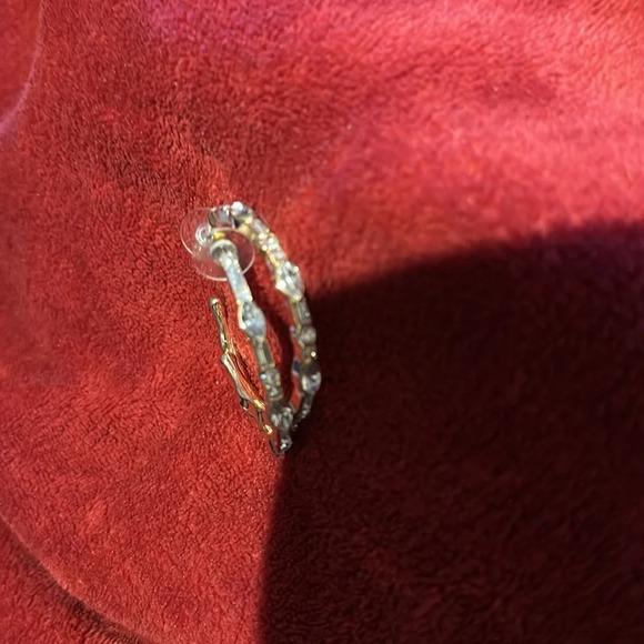 Vintage style link studded  hoops earrings - Picture 8 of 8